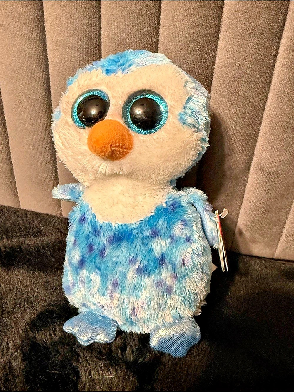 Ty Ice Cube the Penguin Blue & White Plush Toy